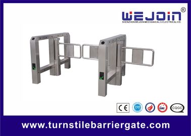 Thông minh Swing Gate Turnstile 24V Brush DC Motor Độ tin cậy cao tự khóa cơ chế